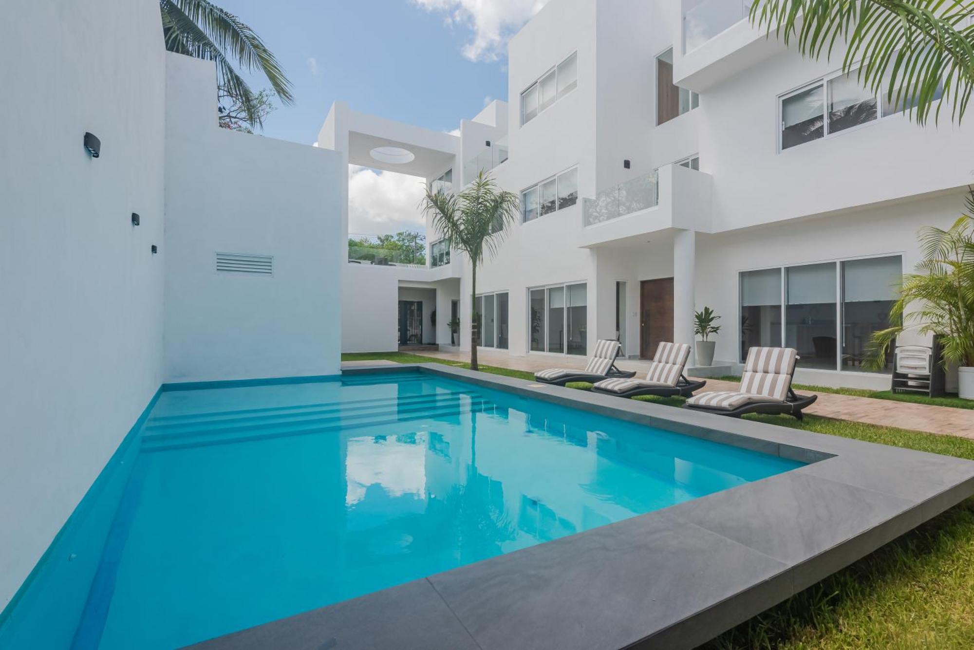 Malibu Residential 3bd Shalva Aparthotel *